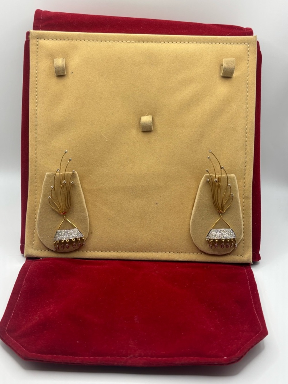 14 KT Yellow Gold Diamond Earrings - Picture 8 of 10